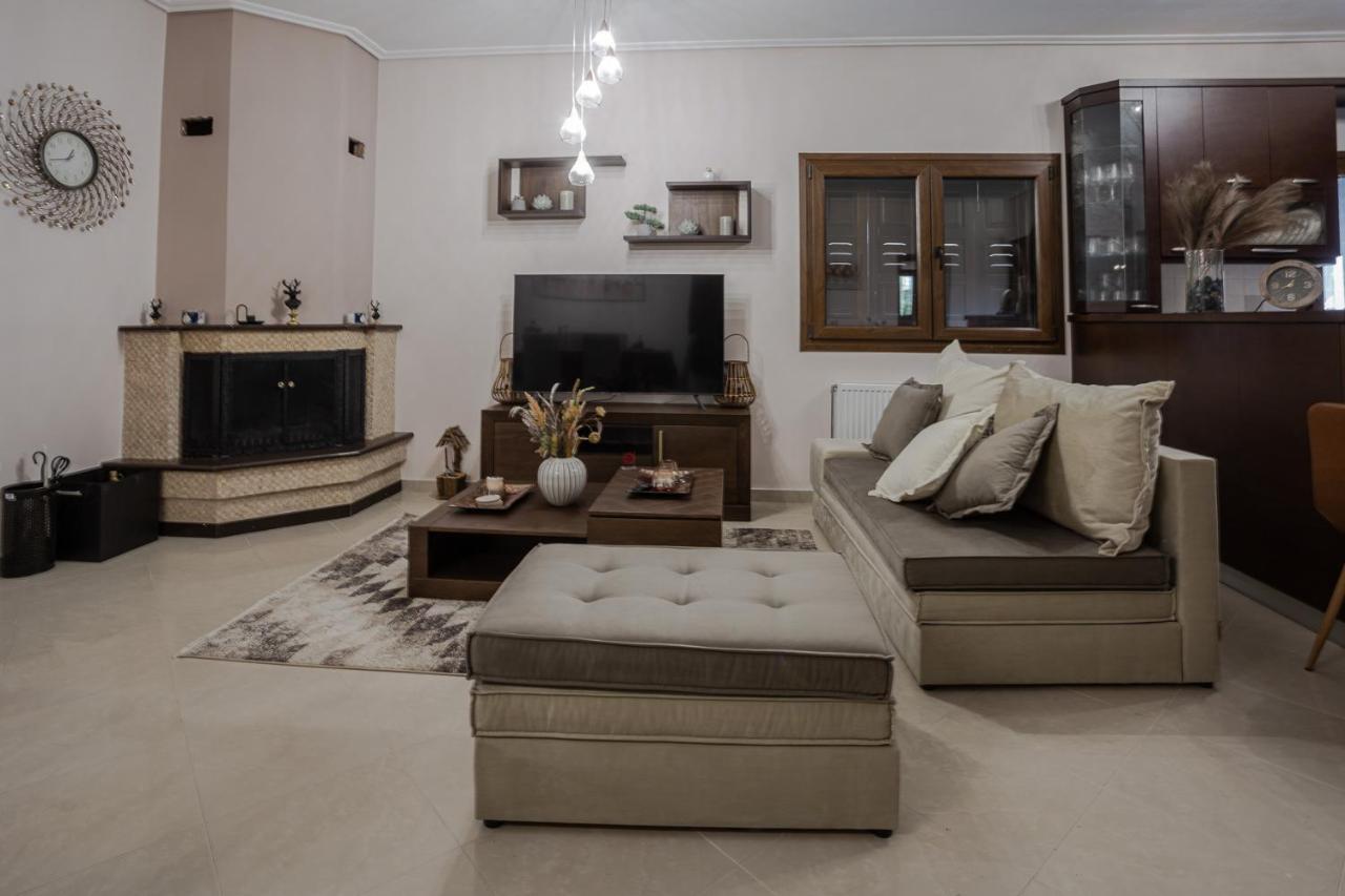 Luxury Sweet Home อากริอา ภายนอก รูปภาพ