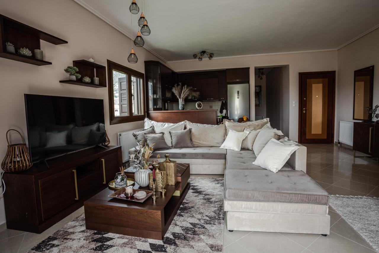Luxury Sweet Home อากริอา ภายนอก รูปภาพ