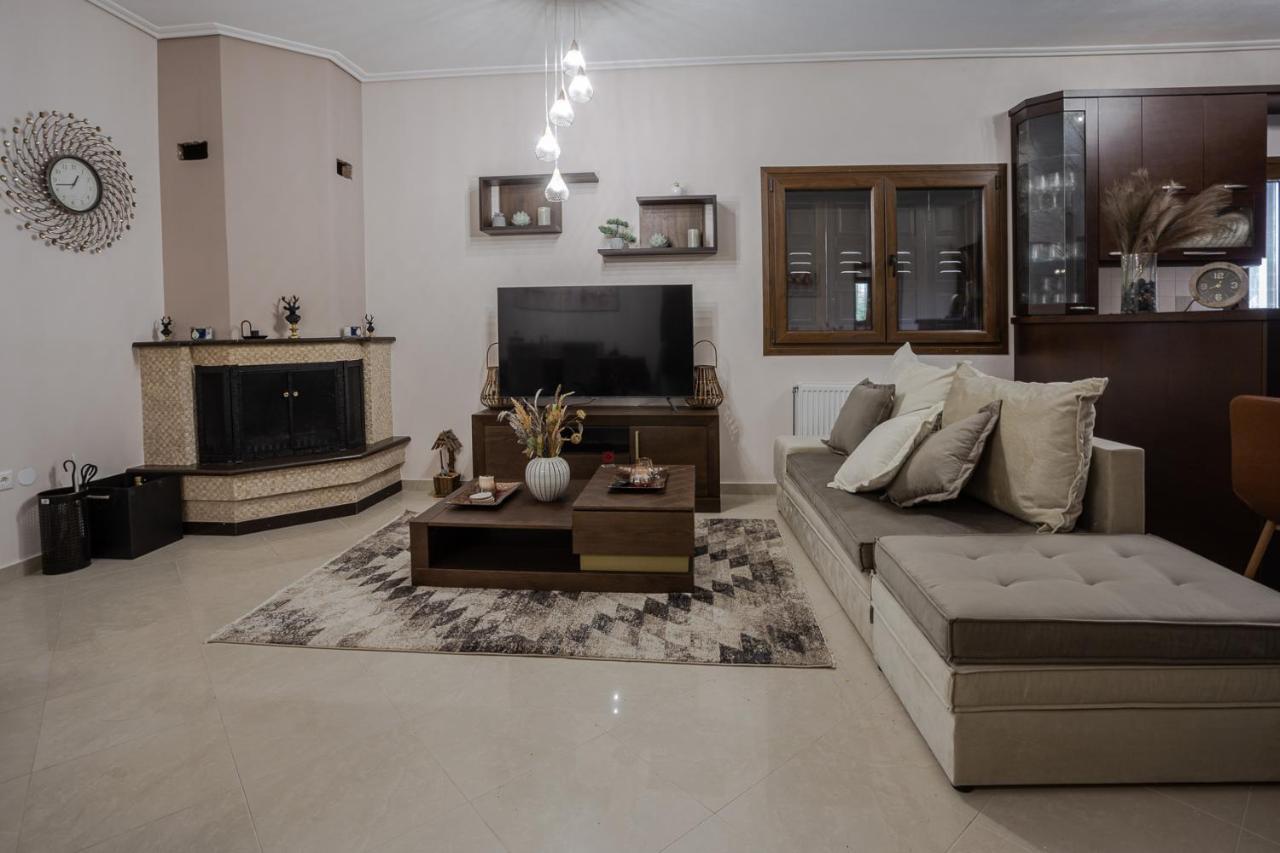 Luxury Sweet Home อากริอา ภายนอก รูปภาพ